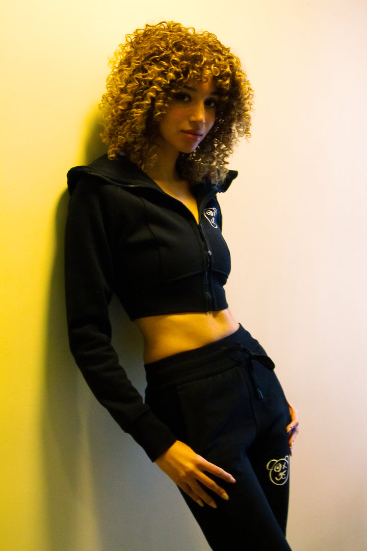 Graffiti Bear | Noir Crop Hoodie Jacket