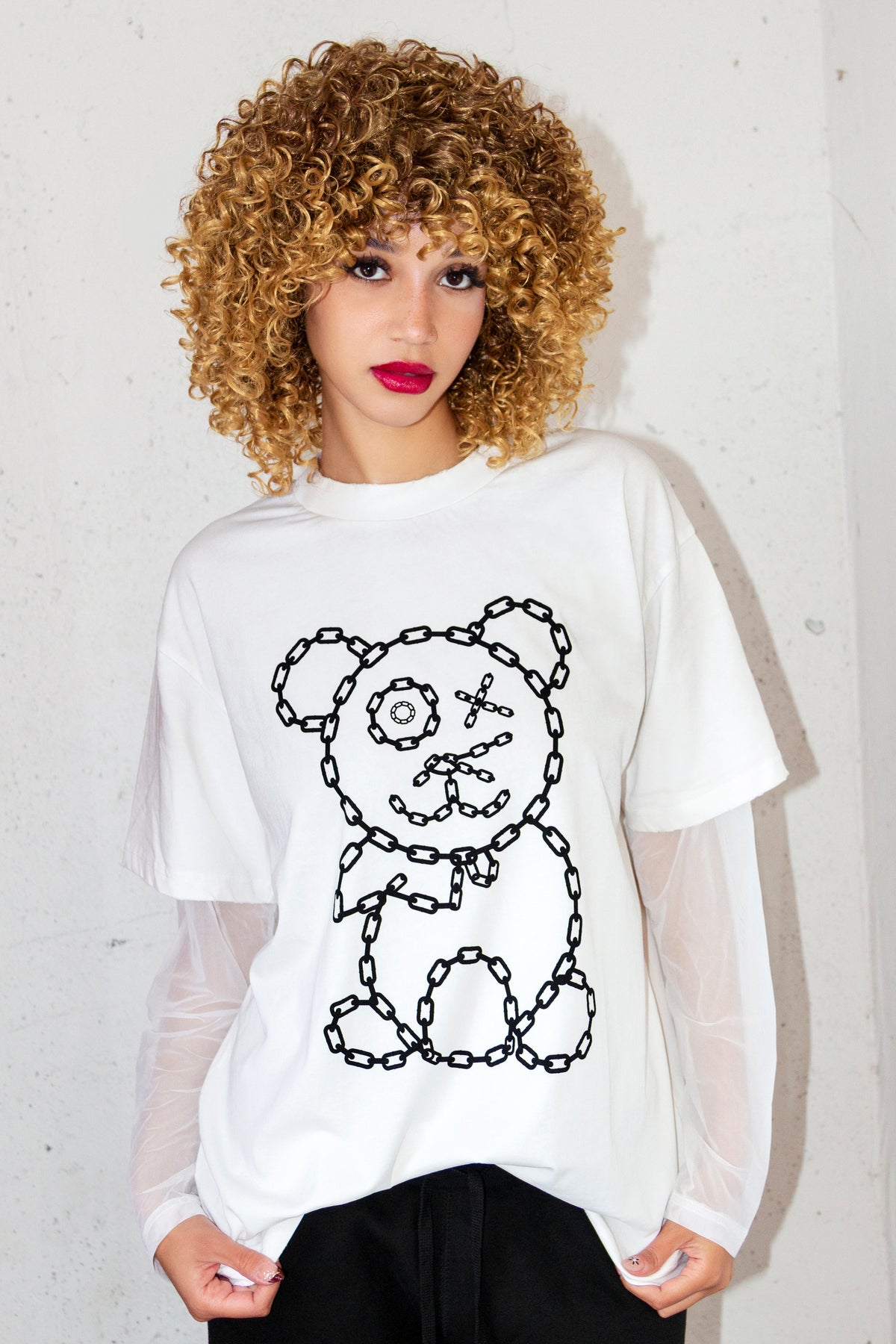Graffiti Baby Bear Chain Link Sheer Layer T-Shirt