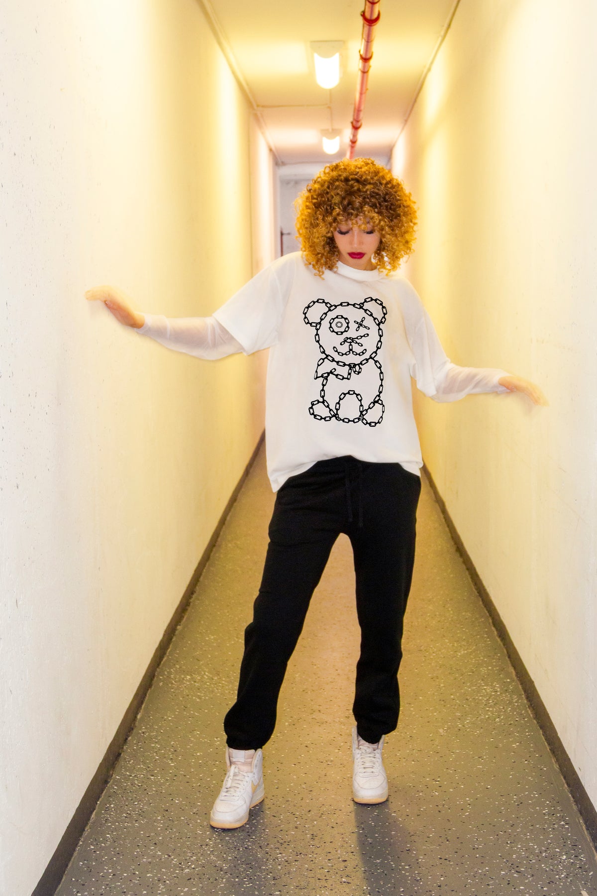 Graffiti Baby Bear Chain Link Sheer Layer T-Shirt