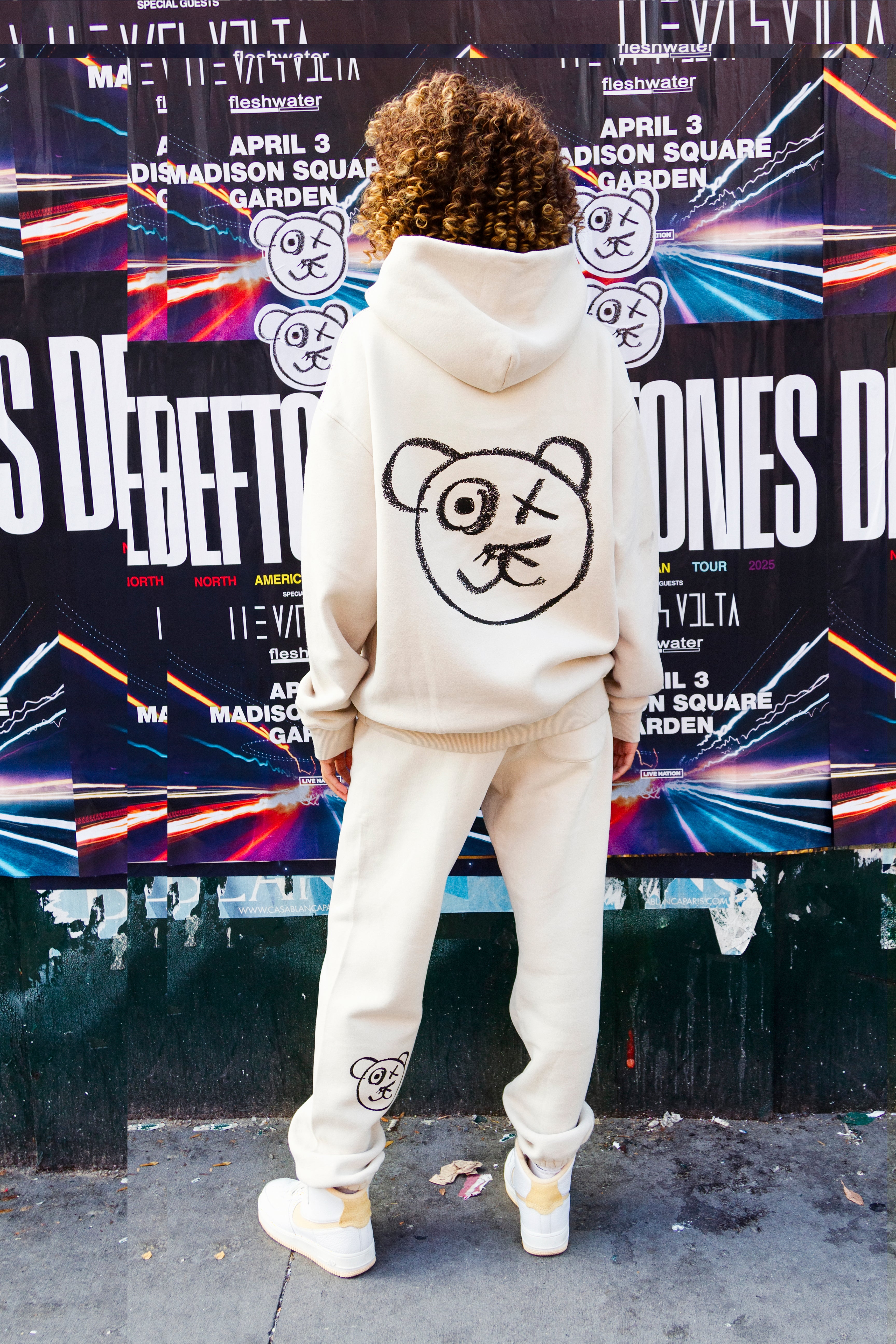 Graffiti Bear Cotton Cream Vintage Wash Hoodie – xilonablue
