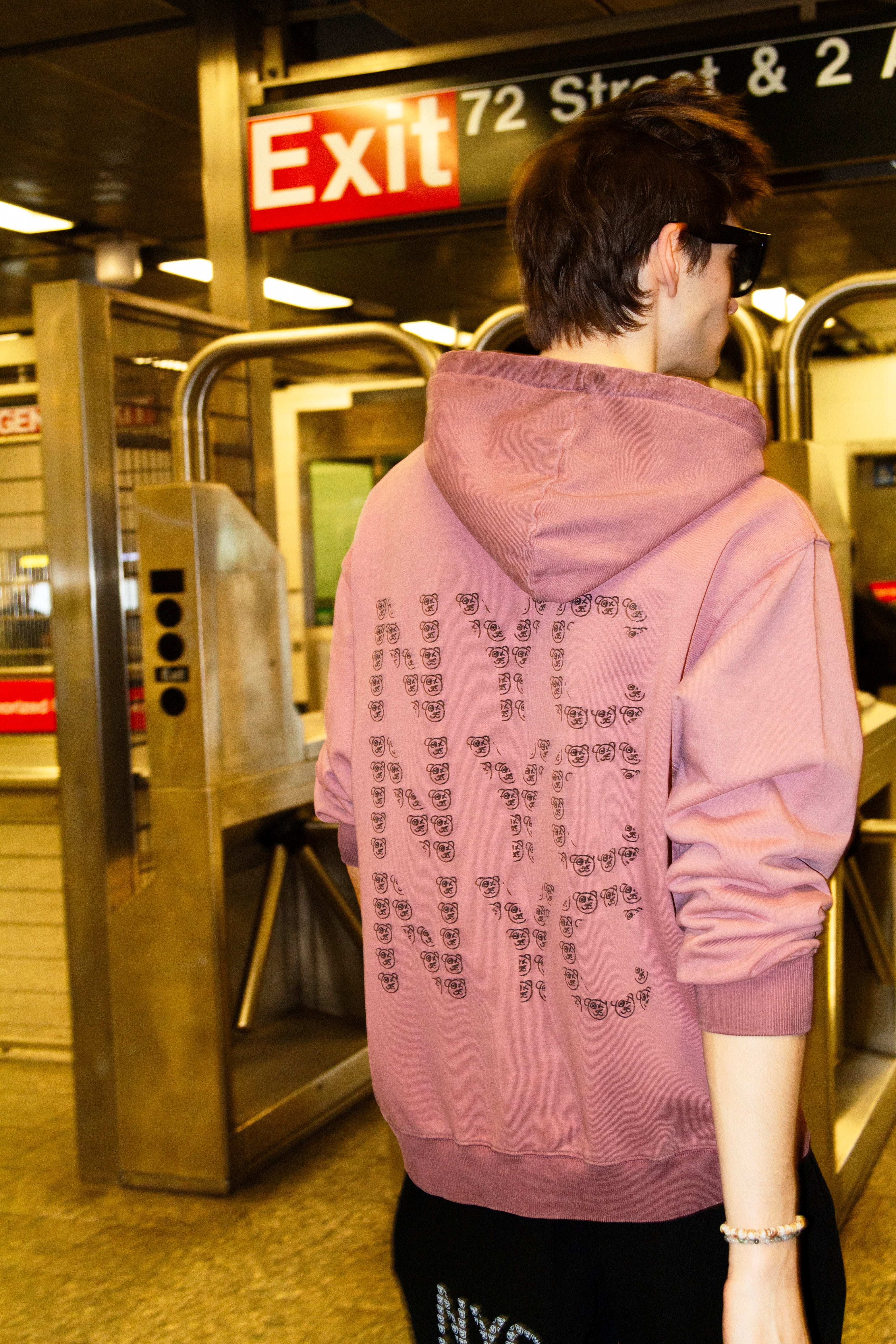 Graffiti Bear NYC | Universal Mauve Hoodie – xilonablue