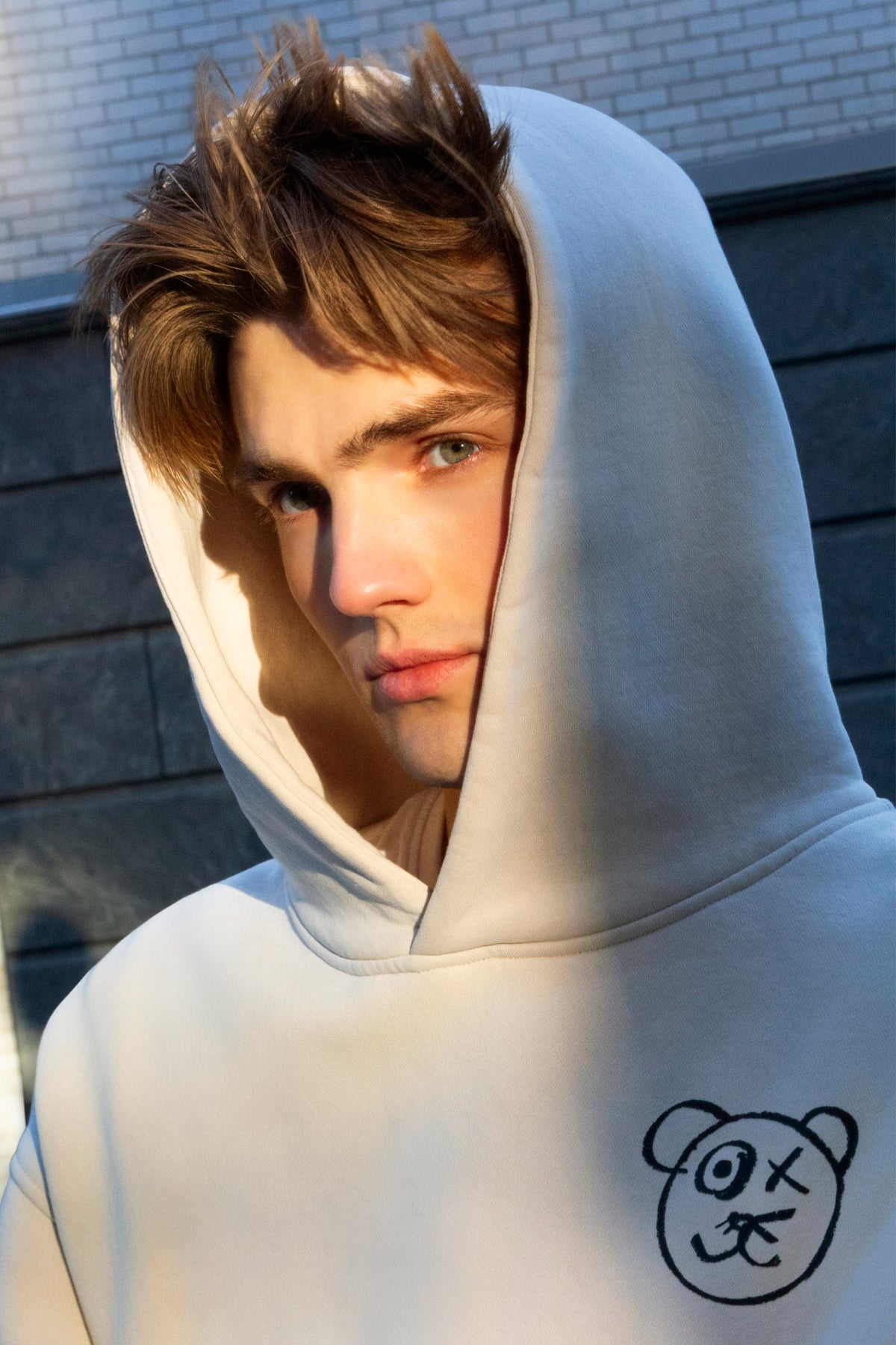 Universal Fit Graffiti Bear Cotton Cream Vintage Wash Hoodie